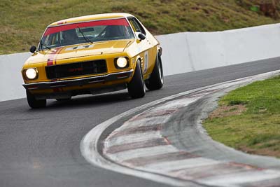 11;10-April-2009;1972-Holden-Monaro;Australia;Bathurst;FOSC;Festival-of-Sporting-Cars;Historic-Touring-Cars;Mt-Panorama;NSW;New-South-Wales;Paul-Axiak;auto;classic;motorsport;racing;super-telephoto;vintage