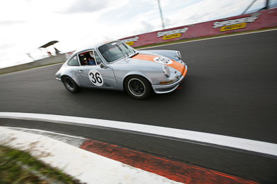 36;10-April-2009;1971-Porsche-911-Turbo;Australia;Bathurst;FOSC;Festival-of-Sporting-Cars;Historic-Touring-Cars;Mark-Forgie;Mt-Panorama;NSW;New-South-Wales;auto;classic;motorsport;racing;vintage;wide-angle