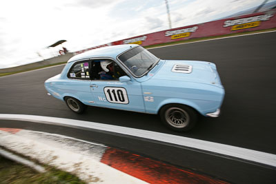 110;10-April-2009;1972-Ford-Escort;Australia;Bathurst;David-Noakes;FOSC;Festival-of-Sporting-Cars;Historic-Touring-Cars;Mt-Panorama;NSW;New-South-Wales;auto;classic;motorsport;racing;vintage;wide-angle