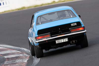 34;10-April-2009;1971-Holden-Torana-GTR-XU‒1;Australia;Bathurst;FOSC;Festival-of-Sporting-Cars;Mt-Panorama;NSW;New-South-Wales;Regularity;Trevor-Symonds;auto;motorsport;racing;super-telephoto