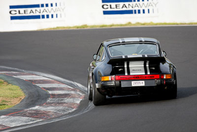 1;10-April-2009;1974-Porsche-911-Carrera-27;28555H;Australia;Bathurst;FOSC;Festival-of-Sporting-Cars;Historic-Sports-Cars;Mt-Panorama;NSW;New-South-Wales;Terry-Lawlor;auto;classic;motorsport;racing;super-telephoto;vintage