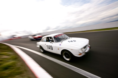 149;10-April-2009;1973-Alfa-Romeo-105-GTV;AF01KS;Australia;Bathurst;FOSC;Festival-of-Sporting-Cars;Historic-Sports-Cars;Mt-Panorama;NSW;New-South-Wales;Richard-Knox;auto;classic;clouds;motion-blur;motorsport;racing;sky;vintage;wide-angle