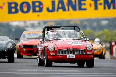 133;10-April-2009;1965-MGB-Roadster;35449H;Australia;Bathurst;FOSC;Festival-of-Sporting-Cars;Mt-Panorama;NSW;New-South-Wales;Regularity;Richard-Watts;auto;motorsport;racing;super-telephoto