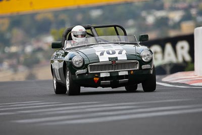 707;10-April-2009;1967-MGB;Australia;Bathurst;FOSC;Festival-of-Sporting-Cars;Mt-Panorama;NSW;New-South-Wales;Reg-Darwell;Sports-Touring;auto;motorsport;racing;super-telephoto