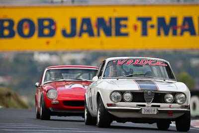 7;10-April-2009;1969-Alfa-Romeo-GTV;20803H;Australia;Bathurst;FOSC;Festival-of-Sporting-Cars;Mt-Panorama;NSW;New-South-Wales;Paul-Young;Sports-Touring;auto;motorsport;racing;super-telephoto
