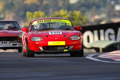 118;10-April-2009;1996-Mazda-MX‒5;Australia;Bathurst;David-Gainer;FOSC;Festival-of-Sporting-Cars;Marque-and-Production-Sports;Mazda-MX‒5;Mazda-MX5;Mazda-Miata;Mt-Panorama;NSW;New-South-Wales;auto;motorsport;racing;super-telephoto