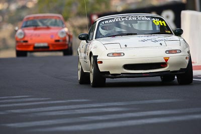 911;10-April-2009;1990-Mazda-MX‒5;Adam-Dodd;Australia;Bathurst;FOSC;Festival-of-Sporting-Cars;Marque-and-Production-Sports;Mazda-MX‒5;Mazda-MX5;Mazda-Miata;Mt-Panorama;NSW;New-South-Wales;auto;motorsport;racing;super-telephoto