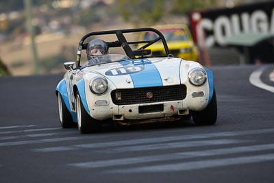 119;10-April-2009;1963-MG-Midget;Australia;Bathurst;Colin-Dodds;FOSC;Festival-of-Sporting-Cars;Marque-and-Production-Sports;Mt-Panorama;NSW;New-South-Wales;auto;motorsport;racing;super-telephoto