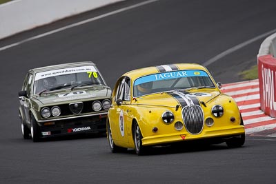 39;11-April-2009;1977-Jaguar-XJS;Australia;Bathurst;Bruce-Grant;FOSC;Festival-of-Sporting-Cars;Improved-Production;Mt-Panorama;NSW;New-South-Wales;auto;motorsport;racing;super-telephoto