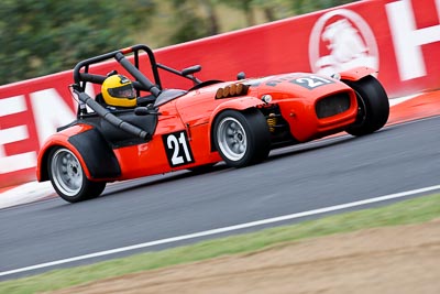 21;11-April-2009;2005-Westfield-Arrow;Australia;Bathurst;Clubman;FOSC;Festival-of-Sporting-Cars;Mt-Panorama;NSW;New-South-Wales;Peter-Bartolo;auto;motorsport;racing;super-telephoto