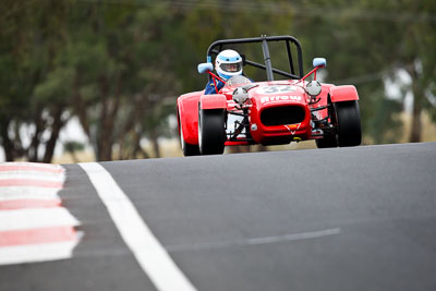 32;11-April-2009;2001-Westfield-Clubman;Australia;Bathurst;Clubman;FOSC;Festival-of-Sporting-Cars;Greg-Sticker;Mt-Panorama;NSW;New-South-Wales;auto;motorsport;racing;super-telephoto