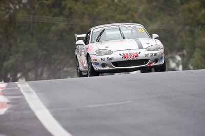 10;11-April-2009;2001-Mazda-MX‒5-SP;Australia;Bathurst;FOSC;Festival-of-Sporting-Cars;Mazda-MX‒5;Mazda-MX5;Mazda-Miata;Mt-Panorama;NSW;New-South-Wales;Regularity;Russell-Battisson;auto;motorsport;racing;super-telephoto