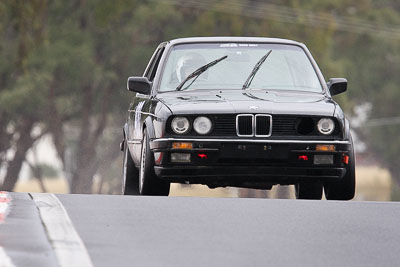 400;11-April-2009;1985-BMW-323i;Andrew-McMaster;Australia;Bathurst;FOSC;Festival-of-Sporting-Cars;Mt-Panorama;NSW;New-South-Wales;Regularity;auto;motorsport;racing;super-telephoto