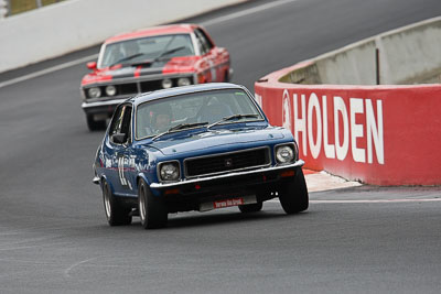 22;11-April-2009;1973-Holden-Torana-GTR-XU‒1;Australia;Bathurst;FOSC;Festival-of-Sporting-Cars;Historic-Touring-Cars;Mt-Panorama;NSW;New-South-Wales;Warren-Bossie;auto;classic;motorsport;racing;super-telephoto;vintage