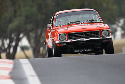 79;11-April-2009;1972-Holden-Torana-XU‒1;Alf-Bargwanna;Australia;Bathurst;FOSC;Festival-of-Sporting-Cars;Historic-Touring-Cars;Mt-Panorama;NSW;New-South-Wales;auto;classic;motorsport;racing;super-telephoto;vintage