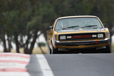 73;11-April-2009;1971-Chrysler-Valiant-Charger;Andrew-Whiteside;Australia;Bathurst;FOSC;Festival-of-Sporting-Cars;Historic-Touring-Cars;Mt-Panorama;NSW;New-South-Wales;auto;classic;motorsport;racing;super-telephoto;vintage