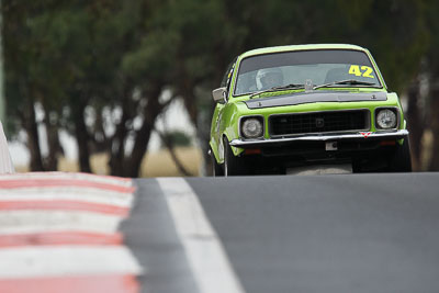 42;11-April-2009;1973-Holden-Torana-XU‒1;Australia;Bathurst;FOSC;Festival-of-Sporting-Cars;Historic-Touring-Cars;Mt-Panorama;NSW;New-South-Wales;Teresa-Campbell;auto;classic;motorsport;racing;super-telephoto;vintage