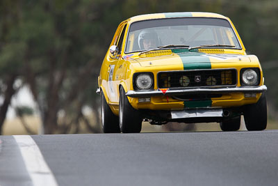 161;11-April-2009;1972-Holden-Torana-XU‒1;Australia;Bathurst;Colin-Simpson;FOSC;Festival-of-Sporting-Cars;Historic-Touring-Cars;Mt-Panorama;NSW;New-South-Wales;auto;classic;motorsport;racing;super-telephoto;vintage