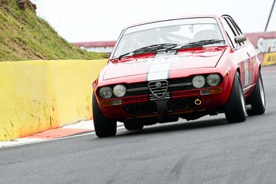 186;11-April-2009;1978-Alfa-Romeo-GTV-Coupe;Australia;Bathurst;Daniel-Gatto;FOSC;Festival-of-Sporting-Cars;Historic-Sports-Cars;Mt-Panorama;NSW;New-South-Wales;auto;classic;motorsport;racing;super-telephoto;vintage