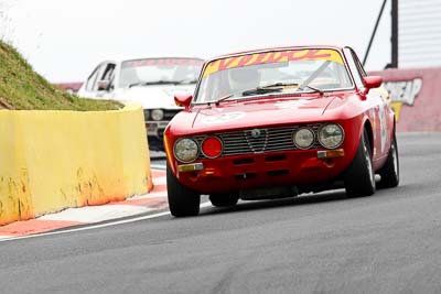 33;11-April-2009;1973-Alfa-Romeo-105-GTV;Australia;Barry-Wise;Bathurst;FOSC;Festival-of-Sporting-Cars;Historic-Sports-Cars;Mt-Panorama;NSW;New-South-Wales;auto;classic;motorsport;racing;super-telephoto;vintage