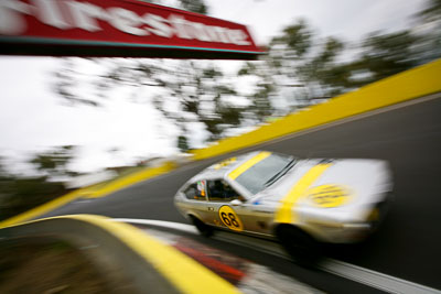 68;11-April-2009;1979-Alfa-Romeo-Alfetta-GTV-2000;Australia;Bathurst;FOSC;Festival-of-Sporting-Cars;Historic-Sports-Cars;Mt-Panorama;NSW;New-South-Wales;Tony-Karanfilovski;auto;classic;motion-blur;motorsport;racing;vintage;wide-angle