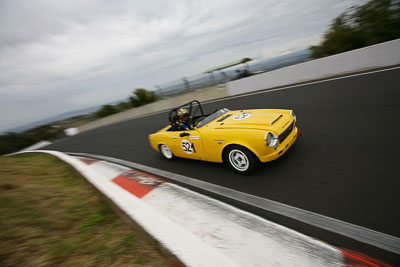 521;11-April-2009;1968-Datsun-2000-Sports;Australia;Bathurst;FOSC;Festival-of-Sporting-Cars;Martin-Naylor;Mt-Panorama;NSW;New-South-Wales;Sports-Touring;auto;motorsport;racing;wide-angle