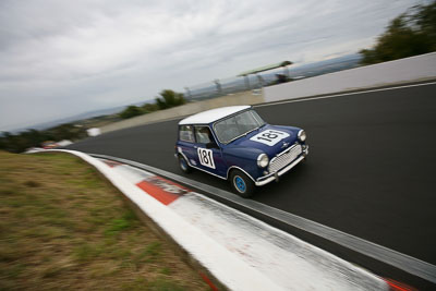 181;11-April-2009;1963-Morris-Cooper-S;Australia;Bathurst;David-Gray;FOSC;Festival-of-Sporting-Cars;Mt-Panorama;NSW;New-South-Wales;Sports-Touring;auto;motorsport;racing;wide-angle