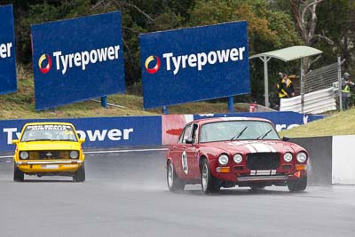 20;11-April-2009;1971-Jaguar-XJ6;Australia;Bathurst;Brian-Todd;FOSC;Festival-of-Sporting-Cars;Improved-Production;Mt-Panorama;NSW;New-South-Wales;auto;motorsport;racing;telephoto