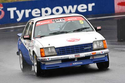 5;11-April-2009;1979-Holden-Commodore-VB;Australia;Bathurst;FOSC;Festival-of-Sporting-Cars;Improved-Production;Mt-Panorama;NSW;New-South-Wales;Rod-Wallace;auto;motorsport;racing;super-telephoto