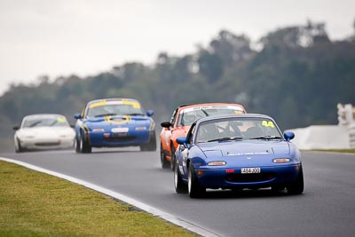 44;11-April-2009;1995-Mazda-MX‒5;Australia;Bathurst;Calum-Ballinger;FOSC;Festival-of-Sporting-Cars;Marque-and-Production-Sports;Mazda-MX‒5;Mazda-MX5;Mazda-Miata;Mt-Panorama;NSW;New-South-Wales;auto;motorsport;racing;super-telephoto