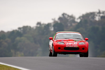 111;11-April-2009;2006-Mazda-MX‒5-NC;Australia;Bathurst;FOSC;Festival-of-Sporting-Cars;Ken-James;Marque-and-Production-Sports;Mazda-MX‒5;Mazda-MX5;Mazda-Miata;Mt-Panorama;NSW;New-South-Wales;auto;motorsport;racing;super-telephoto