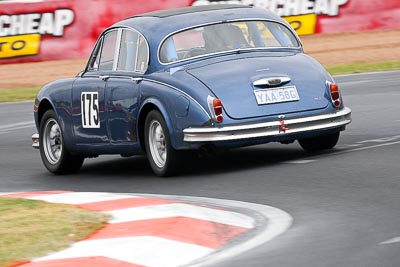 175;11-April-2009;1961-Jaguar-Mk-II;Australia;Bathurst;Brian-Durack;FOSC;Festival-of-Sporting-Cars;Mt-Panorama;NSW;New-South-Wales;Regularity;YAA58G;auto;motion-blur;motorsport;racing;super-telephoto