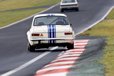 139;12-April-2009;1972-Ford-Escort;Australia;Bathurst;Cameron-Black;FOSC;Festival-of-Sporting-Cars;Historic-Touring-Cars;Mt-Panorama;NSW;New-South-Wales;auto;classic;motorsport;racing;super-telephoto;vintage
