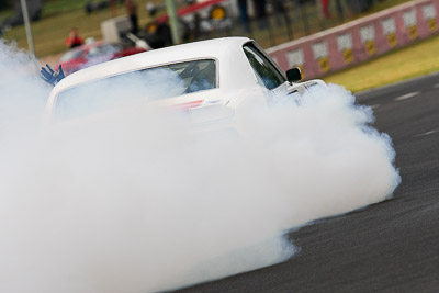 51;12-April-2009;1969-Chevrolet-Camaro;Australia;Bathurst;Colin-Warrington;FOSC;Festival-of-Sporting-Cars;Historic-Touring-Cars;Mt-Panorama;NSW;New-South-Wales;auto;classic;motorsport;racing;super-telephoto;vintage