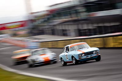 12;12-April-2009;1972-Alfa-Romeo-GTV-2000;Australia;Bathurst;FOSC;Festival-of-Sporting-Cars;Historic-Touring-Cars;Mt-Panorama;NSW;New-South-Wales;Wes-Anderson;auto;classic;motion-blur;motorsport;racing;telephoto;vintage