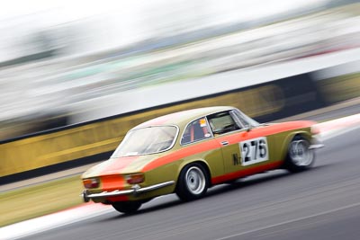 276;12-April-2009;1973-Alfa-Romeo-105-GTV;Australia;Bathurst;Bill-Magoffin;FOSC;Festival-of-Sporting-Cars;Historic-Touring-Cars;Mt-Panorama;NSW;New-South-Wales;auto;classic;motion-blur;motorsport;racing;telephoto;vintage