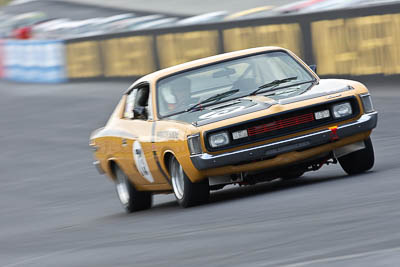 73;12-April-2009;1971-Chrysler-Valiant-Charger;Andrew-Whiteside;Australia;Bathurst;FOSC;Festival-of-Sporting-Cars;Historic-Touring-Cars;Mt-Panorama;NSW;New-South-Wales;auto;classic;motion-blur;motorsport;racing;super-telephoto;vintage