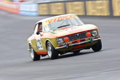 276;12-April-2009;1973-Alfa-Romeo-105-GTV;Australia;Bathurst;Bill-Magoffin;FOSC;Festival-of-Sporting-Cars;Historic-Touring-Cars;Mt-Panorama;NSW;New-South-Wales;auto;classic;motion-blur;motorsport;racing;super-telephoto;vintage