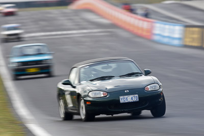 37;12-April-2009;1998-Mazda-MX‒5;Australia;Bathurst;FOSC;Festival-of-Sporting-Cars;Ian-Vickers;Mazda-MX‒5;Mazda-MX5;Mazda-Miata;Mt-Panorama;NSW;New-South-Wales;Regularity;YDX47B;auto;motion-blur;motorsport;racing;super-telephoto