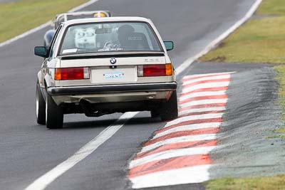 391;12-April-2009;1985-BMW-323i;Australia;Bathurst;FOSC;Festival-of-Sporting-Cars;Marc-Silver;Mt-Panorama;NSW;New-South-Wales;Regularity;auto;motorsport;racing;super-telephoto