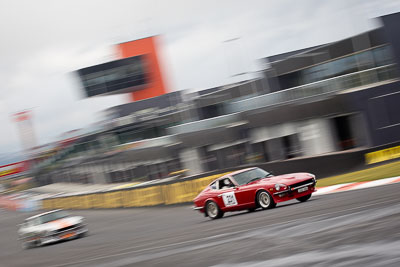 231;12-April-2009;1977-Datsun-260Z;AQU98N;Alan-Cummine;Australia;Bathurst;FOSC;Festival-of-Sporting-Cars;Mt-Panorama;NSW;New-South-Wales;Regularity;auto;motion-blur;motorsport;racing;telephoto