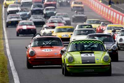 41;12-April-2009;1975-Porsche-911-Carrera;Australia;BAZ27L;Bathurst;FOSC;Festival-of-Sporting-Cars;Geoff-Morgan;Historic-Sports-Cars;Mt-Panorama;NSW;New-South-Wales;auto;classic;motorsport;racing;super-telephoto;vintage