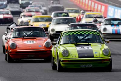 41;12-April-2009;1975-Porsche-911-Carrera;Australia;BAZ27L;Bathurst;FOSC;Festival-of-Sporting-Cars;Geoff-Morgan;Historic-Sports-Cars;Mt-Panorama;NSW;New-South-Wales;auto;classic;motorsport;racing;super-telephoto;vintage