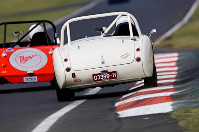 100;03399H;12-April-2009;1964-Austin-Healey-3000;Australia;Bathurst;FOSC;Festival-of-Sporting-Cars;Historic-Sports-Cars;Mt-Panorama;NSW;New-South-Wales;Peter-Jackson;auto;classic;motorsport;racing;super-telephoto;vintage