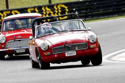 133;12-April-2009;1965-MGB-Roadster;35449H;Australia;Bathurst;FOSC;Festival-of-Sporting-Cars;Mt-Panorama;NSW;New-South-Wales;Regularity;Richard-Watts;auto;motorsport;racing;super-telephoto