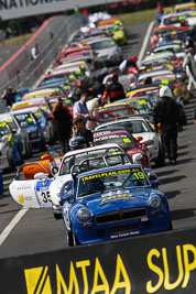 19;12-April-2009;1974-MGB-GT-V8;Australia;Bathurst;FOSC;Festival-of-Sporting-Cars;Glen-Taylor;Marque-and-Production-Sports;Mt-Panorama;NSW;New-South-Wales;auto;motorsport;racing;super-telephoto