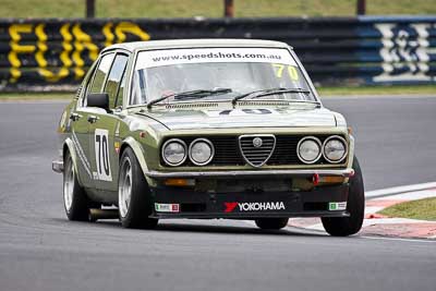 70;12-April-2009;1976-Alfa-Romeo-Alfetta;Australia;Bathurst;David-Wong;FOSC;Festival-of-Sporting-Cars;Improved-Production;Mt-Panorama;NSW;New-South-Wales;auto;motorsport;racing;super-telephoto