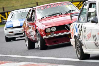 87;12-April-2009;1976-Alfa-Romeo-Alfetta-GT;Australia;Bathurst;FOSC;Festival-of-Sporting-Cars;George-Tillett;Improved-Production;Mt-Panorama;NSW;New-South-Wales;auto;motorsport;racing;super-telephoto