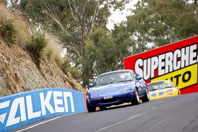 44;12-April-2009;1995-Mazda-MX‒5;Australia;Bathurst;Calum-Ballinger;FOSC;Festival-of-Sporting-Cars;Marque-and-Production-Sports;Mazda-MX‒5;Mazda-MX5;Mazda-Miata;Mt-Panorama;NSW;New-South-Wales;auto;motorsport;racing;super-telephoto