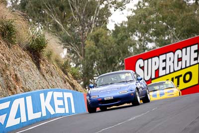 44;12-April-2009;1995-Mazda-MX‒5;Australia;Bathurst;Calum-Ballinger;FOSC;Festival-of-Sporting-Cars;Marque-and-Production-Sports;Mazda-MX‒5;Mazda-MX5;Mazda-Miata;Mt-Panorama;NSW;New-South-Wales;auto;motorsport;racing;super-telephoto